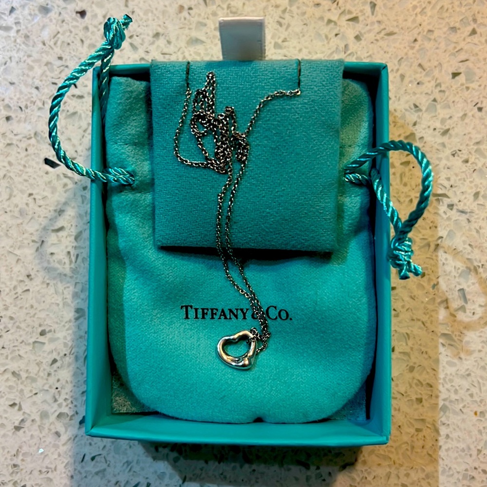 Tiffany’s Like-New, Open Heart Pendant Necklace, Sterling Silver, 16mm size